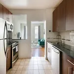 Apartment Contemporary 1 Bedroom In Nyc