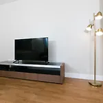 Finest Luxury 1 Bedroom * New York