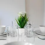 Apartment Fully Furnished 1br In Murray Hills New York