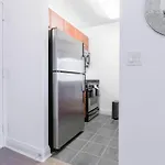 Fully Furnished 1br In Murray Hills Apartment New York