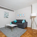Apartment 2 Bed Ideally Located In Ues Of Manhattan New York