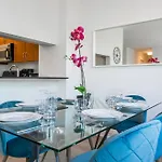 Apartment Bright 2 Bedrooms 2 Bathrooms Unit New York