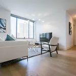 Bright 2 Bedrooms 2 Bathrooms Unit * New York