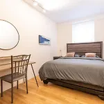 Apartment 5 Bedroom 2 Bath Full Floor Midtown
