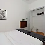 Three Bedroom Rental In Midtown West