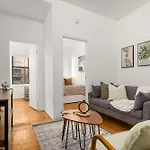 Chic East Village Retreat Comfort In Heart Of Nyc