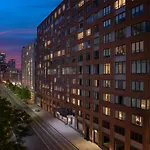 Hotel Hilton Brooklyn - Newly Renovated 4*