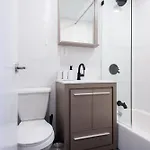 Apartment 69-3d Prime Lower East East Brand New 1br New York