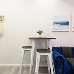 240-11 New Studio Prime Upper East W&D