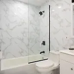 240-14 New Prime Location W&d In Unit * New York