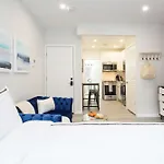 Apartment 240-15 Luxury Prime Location W&d *
