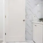 240-15 Luxury Prime Location W&d Apartment *