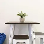 240-5 New Prime Location Studio W&D In Unit