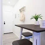 240-6 New Prime Location W&d In Unit Apartment New York