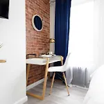 240-15 Luxury Prime Location W&d Apartment