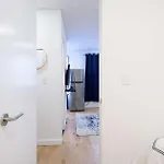 69-3d Prime Lower East East Brand New 1br *