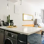 1597-3 Upper East Side W&d In Unit Apartment New York