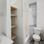 2br Upper East Side Near Park Apartment *