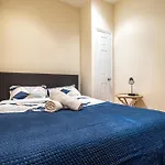 4 Bedroom Paradise Next To Central Park