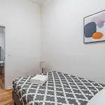 Apartment 2 Bedroom Hidden Upscale Oasis New York