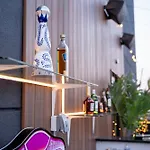 Nova Brooklyn Hotel