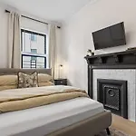 3br Brownstone Near Subway & Columbia Uni Apartment New York