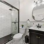 Apartment 3br Brownstone Near Subway & Columbia Uni