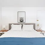 Amazing Apartment For 2 1 Bed 1 Bath