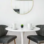 1 Bedroom Gem In Prime Location Of Nyc