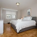 2 Bed Ideally Located In Ues Of Manhattan New York