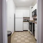 2 Bed Ideally Located In Ues Of Manhattan New York