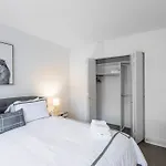 Apartment Fully Furnished 1br In Murray Hills