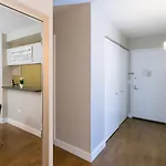 Apartment Finest Luxury 1 Bedroom New York