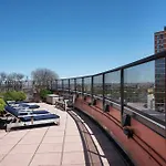 Stunning For 4 2 Bedrooms 2 Bath * New York