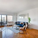 Sunny 3 Bedroom 1 Bath In Nyc Apartment New York