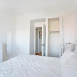 Apartment Sunny 3 Bedroom 1 Bath In Nyc