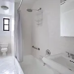 In Heart Of W Village W Doorman Nyc-104 Apartment New York