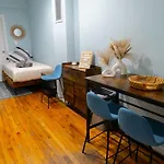 Hells Kitchen Hideaway * New York