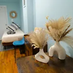 Hells Kitchen Hideaway Apartment