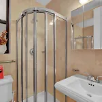 Stylish 3br-2ba In Gramercy -modern & New York