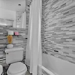 Stylish 3br-2ba In Gramercy Apartment