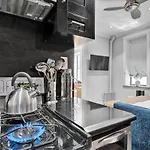 Stylish 3br-2ba In Gramercy Apartment New York