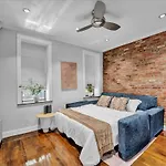 Stylish 3br-2ba In Gramercy Apartment New York
