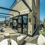Elegant Residence At Marmara Park Avenue