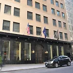 Elegant Residence At Marmara Park Avenue