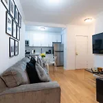 Apartment Modern By Park - 3 Br New York