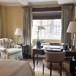 Lowell Hotel 5*
