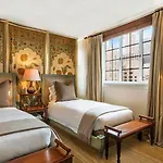 Lowell Hotel