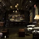 Oyo Times Square Hotel 4*