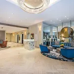 Aparthotel Lombardy New York
